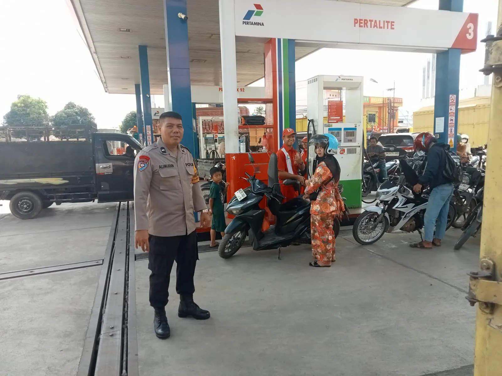 Polsek Rambutan Patroli Pengamanan dan Monitoring SPBU