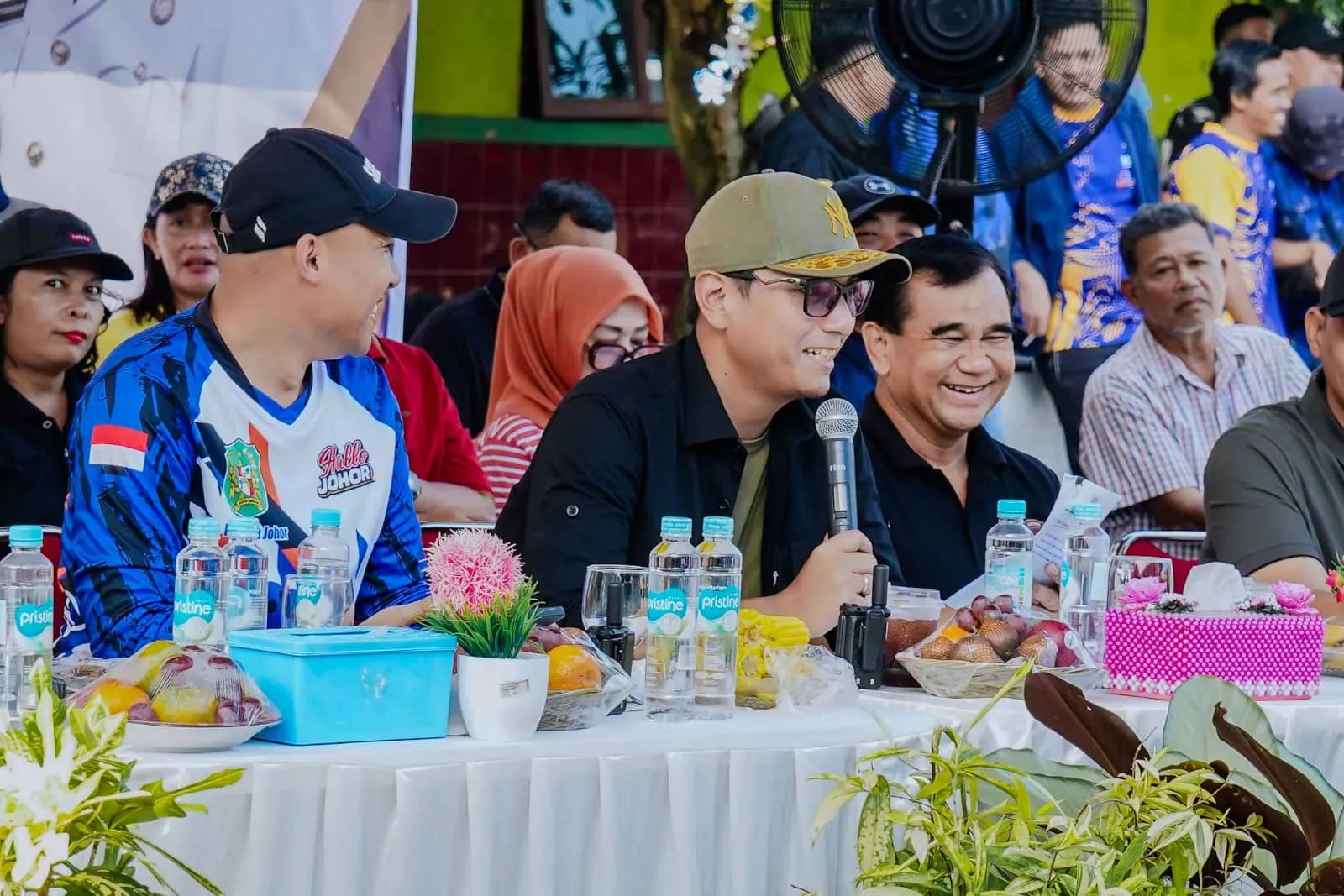 Sapa Warga di Medan Johor, Rico Waas Serap Aspirasi dan Beri Solusi Konkret