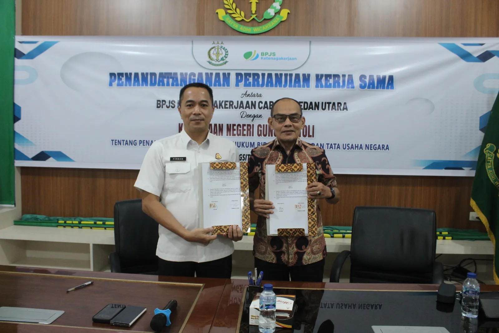 Kejari Dan BPJS Ketenagakerjaan Gunungsitoli Teken MoU Perkuat Penanganan Masalah Hukum Datun