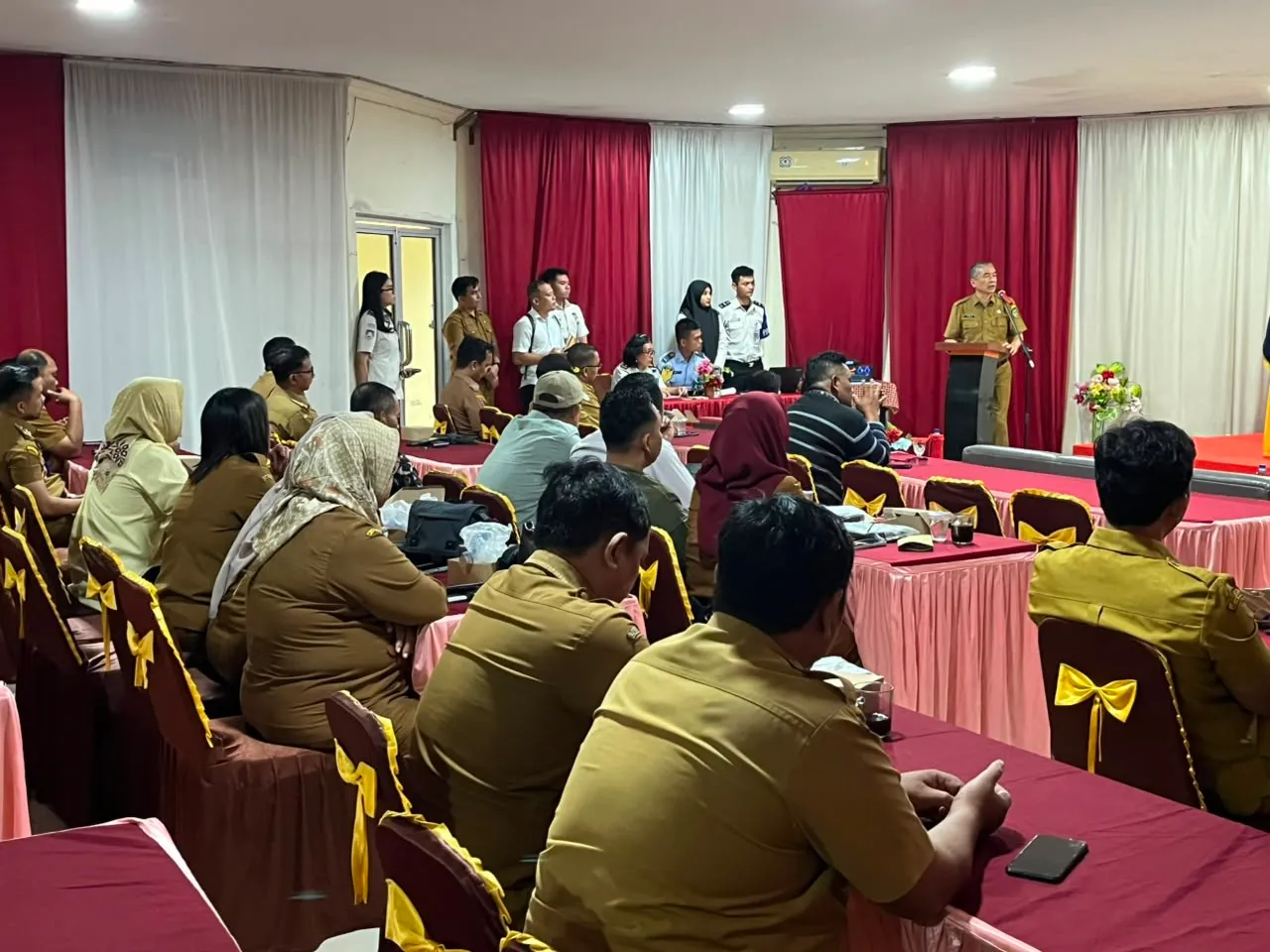 Sekda Kota Tebingtinggi Buka Sosialisasi Desa Binaan Imigrasi Di Aula Hotel Malibou