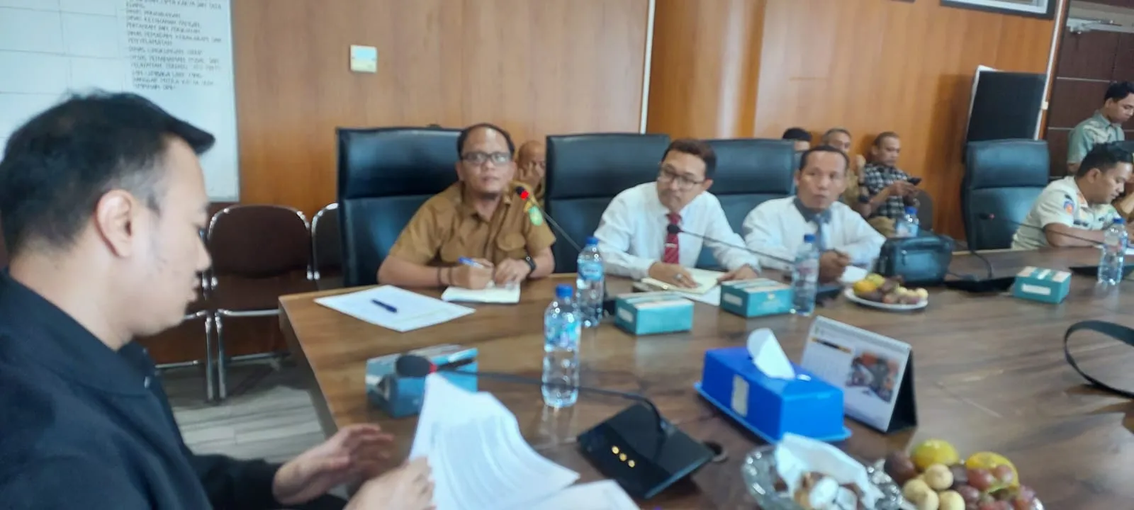 DPRD Medan Minta Dinas SDABMBK Bongkar Taman Menutup Parit di Depan Hermes Place