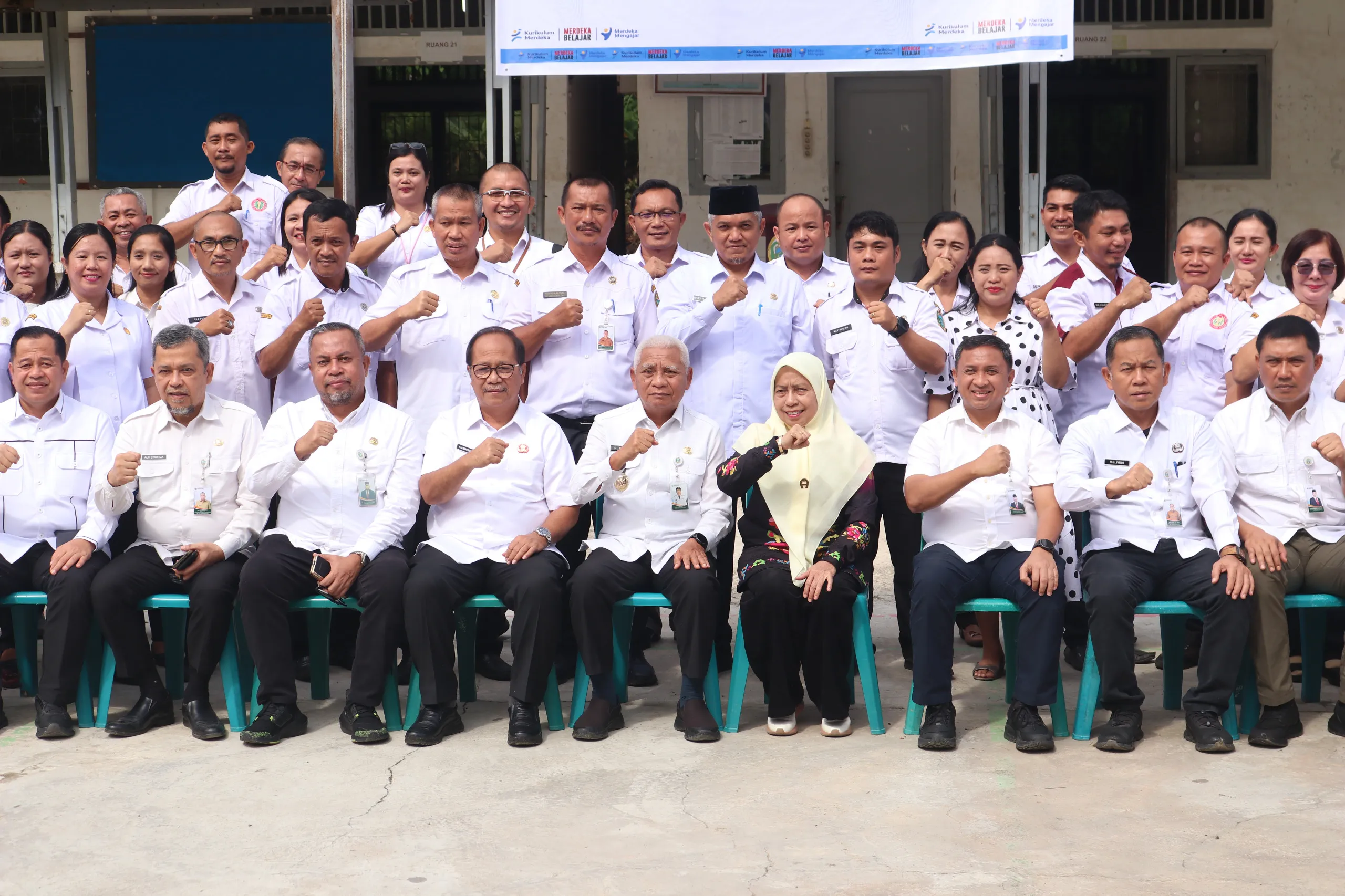 Wakil Wali Kota Gunungsitoli Dampingi Wagubsu   Tinjau Pembangunan SMK Negeri 3