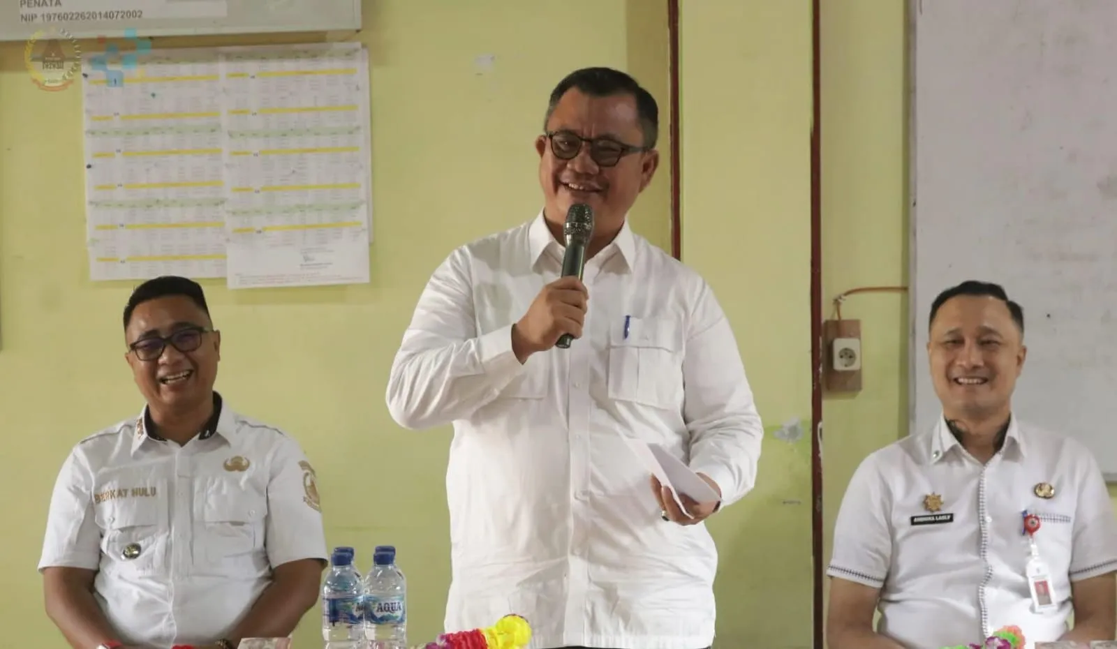 Wali Kota Gunungsitoli Serahkan Berita Acara Regrouping Sejumlah UPTD SD Negeri