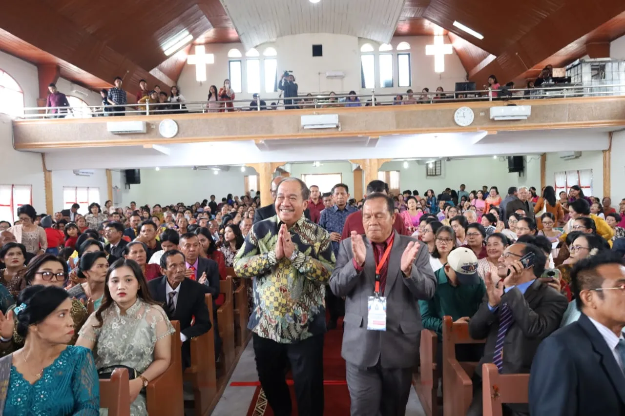 Bupati Asahan Hadiri Penahbisan Pendeta HKBP, Tekankan Kerukunan Umat Beragama
