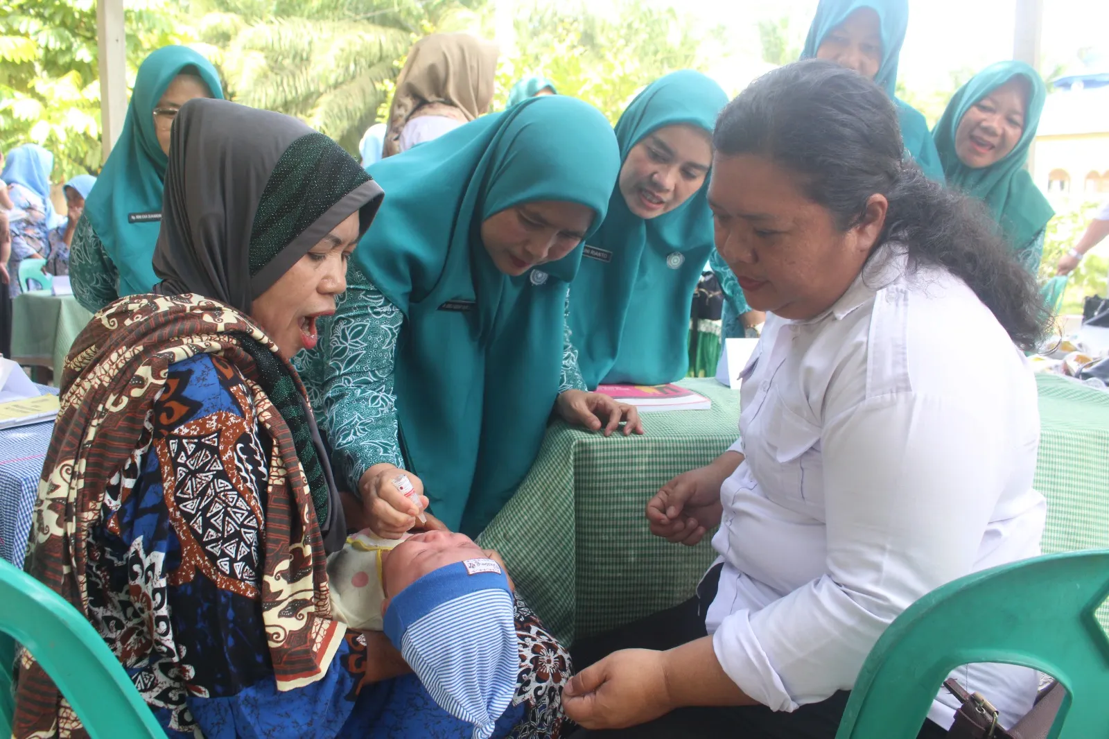 TP PKK Asahan Kunjungi Posyandu Gelatik Kota Kisaran Barat