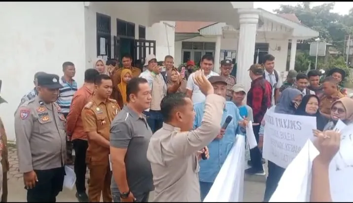 Panitia Pilkades Pulau Rakyat Tua Tolak Buka Berkas 3 ASN Batubara