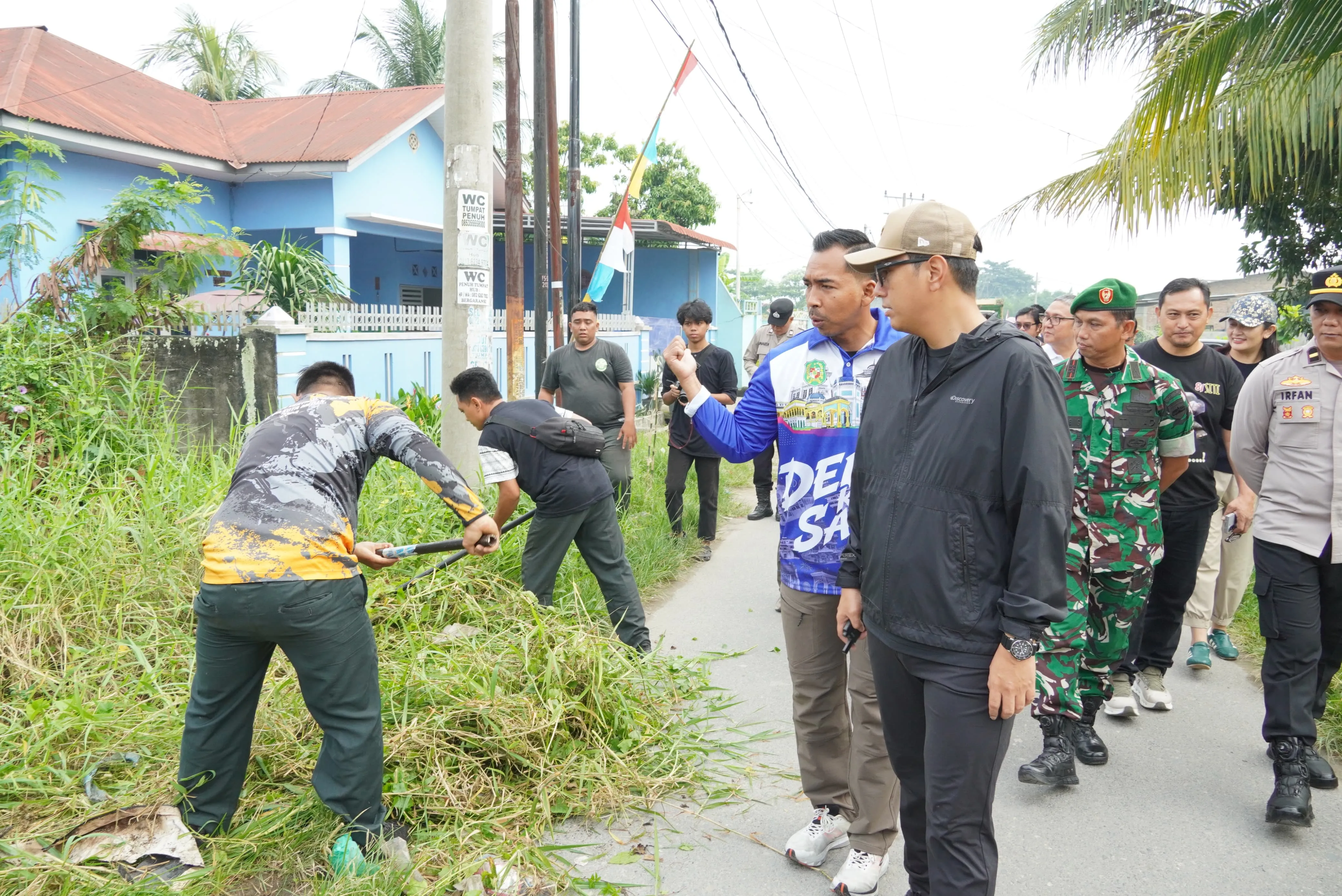 Sambut HUT RI, Rico Waas Gelar Gotong Royong Massal di 21 Kecamatan