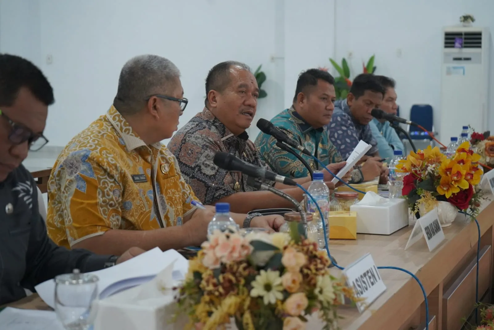 Pimpin Rakorpem Persiapan HUT ke-81 RI, Bupati Asahan Ingatkan Pejabat Wajib Layani Masyarakat