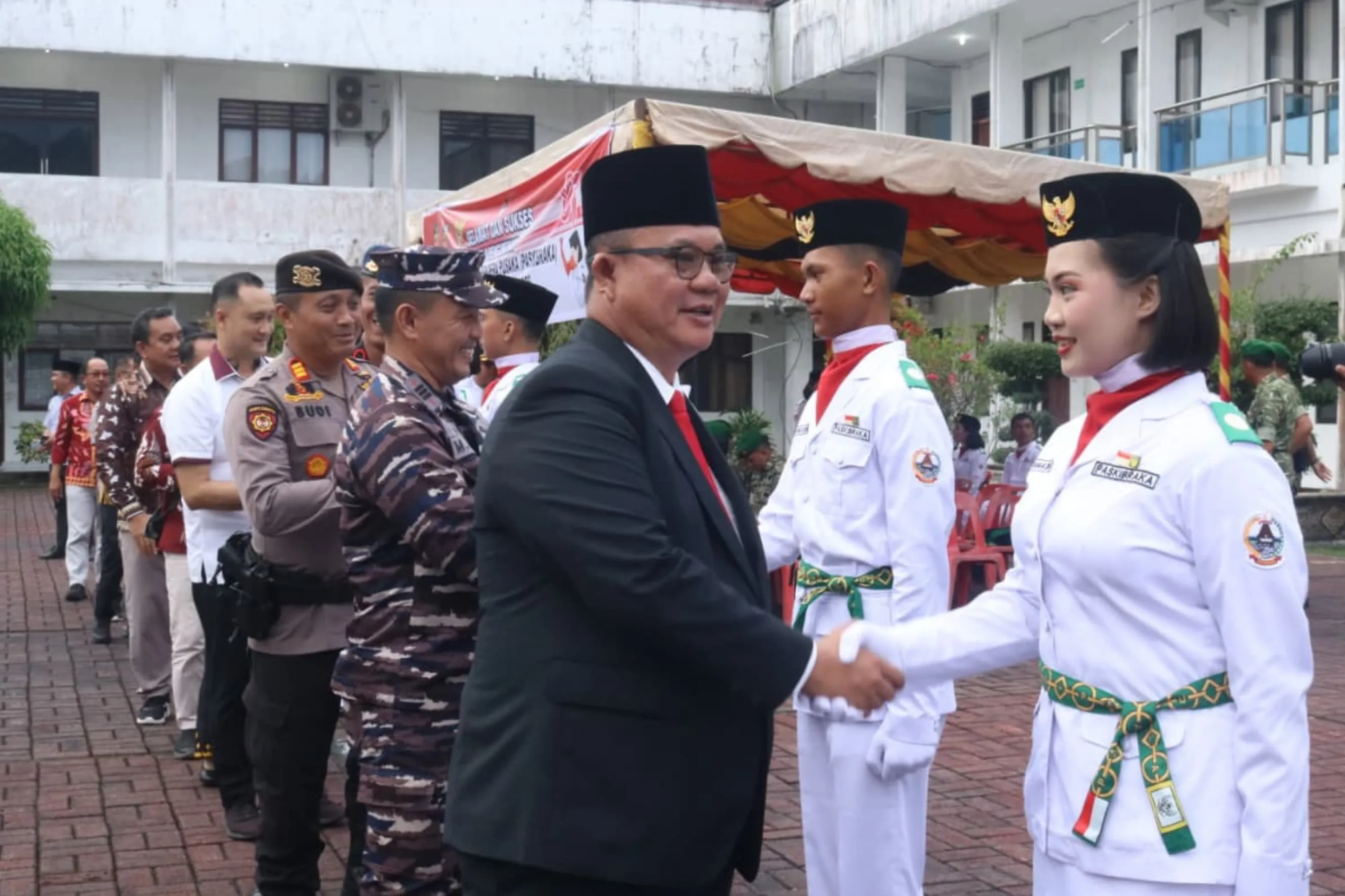 Resmi Dikukuhkan, Paskibraka Gunungsitoli Siap Kibarkan Merah Putih di HUT ke-81 RI