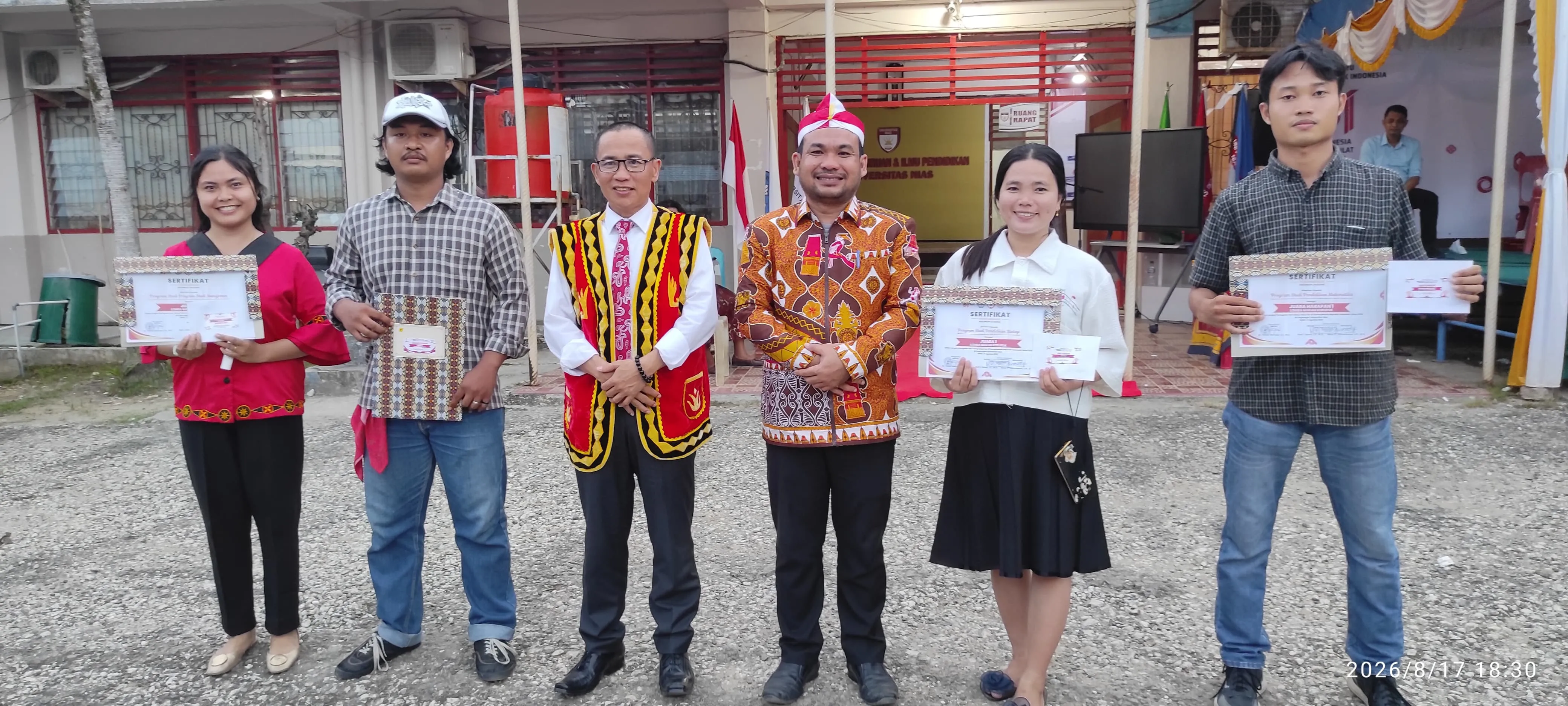 Universitas Nias Gelar Upacara HUT ke-81 Kemerdekaan RI dengan Khidmat dan Penuh Nasionalisme