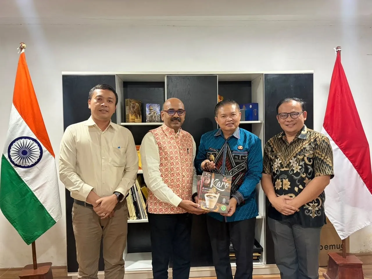 India Dan Pemkab Karo Jajaki Kerja Sama Bidang Pertanian