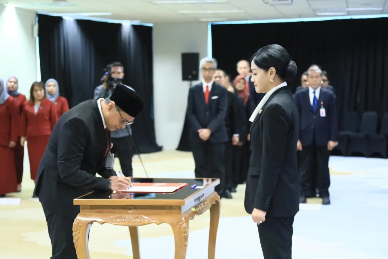 OJK Lantik Deputi Komisioner Baru, Pengawasan Bursa Mineral Dan Komoditas Strategis