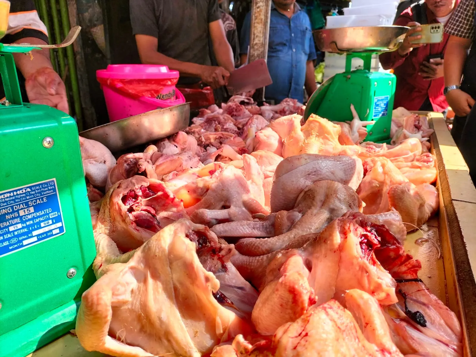 KPPU Kanwil I Pantau Meroketnya Harga Ayam