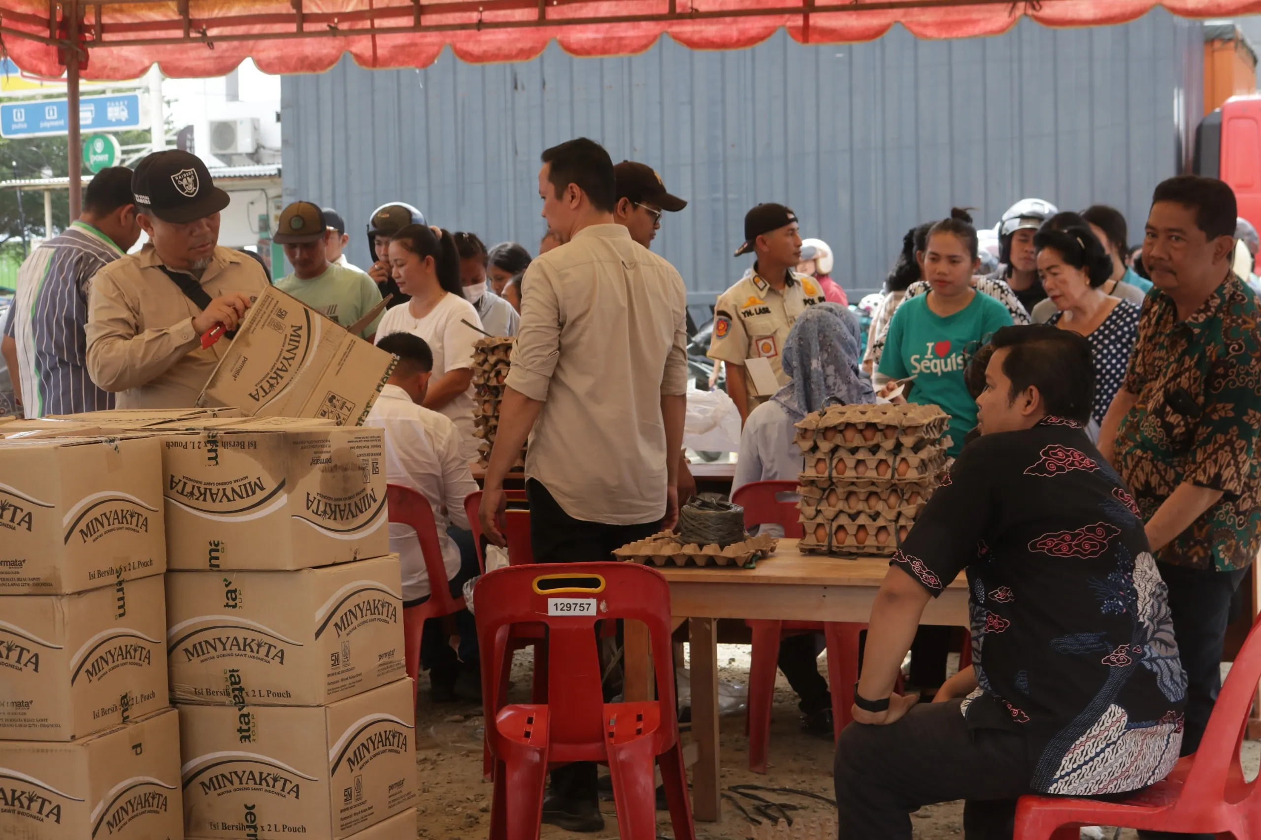 Tekan Inflasi, Pemko Gunungsitoli Bersinergi dengan Pemprov Sumut Gelar Operasi Pasar