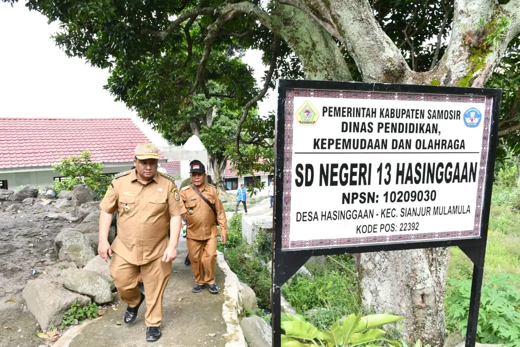 PLN Targetkan Listrik di Desa Hasinggaan Samosir Menyala Sebelum Natal 2026