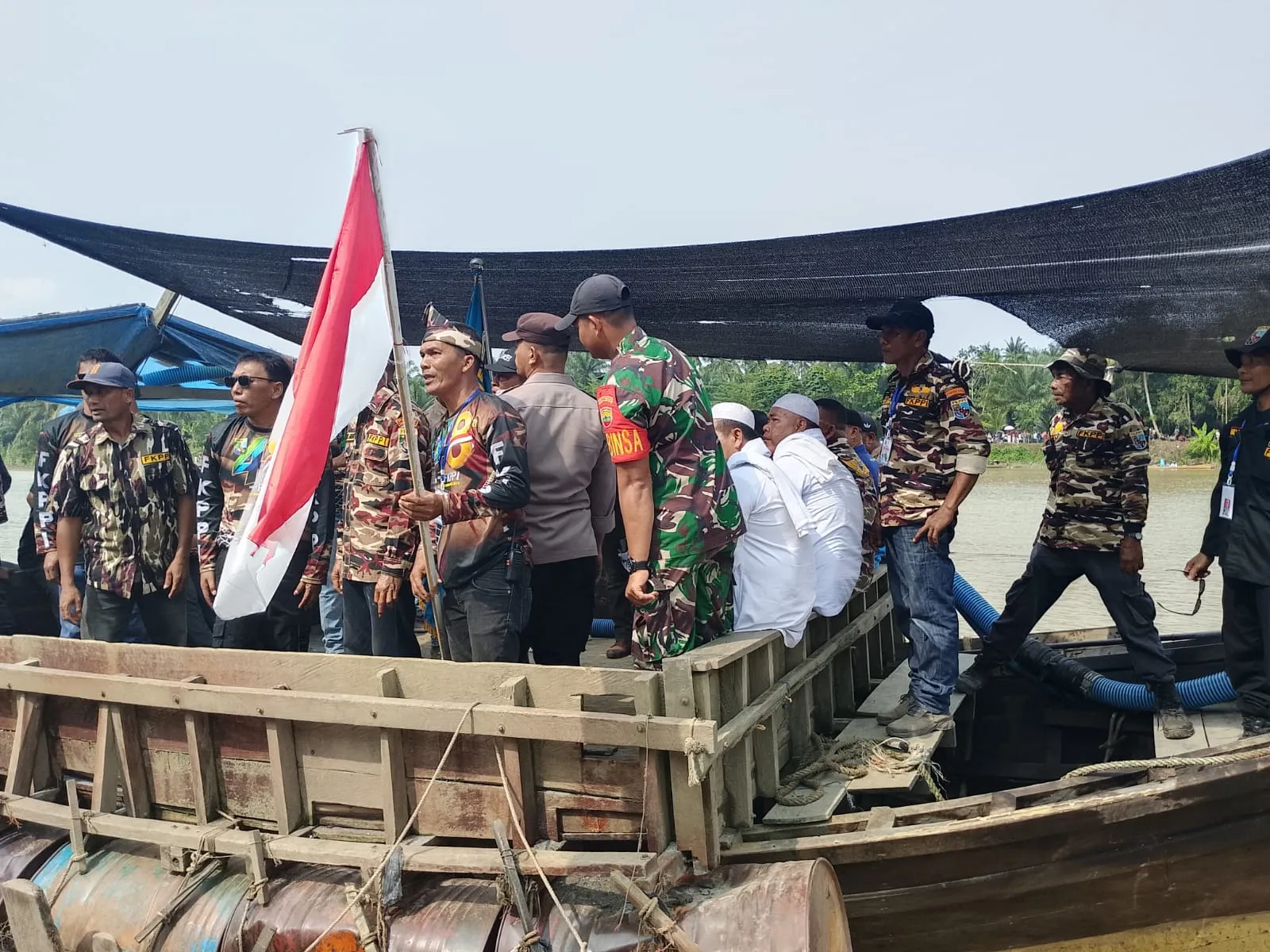 Meriahkan HUT ke-48 FKPPI, 24 Tim Dayung Sampan Adu Cepat di Sungai Wampu