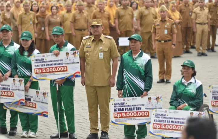 Peringati Haornas ke-43, Gubsu Beri Tali Asih 13 Atlet Legendaris Sumut