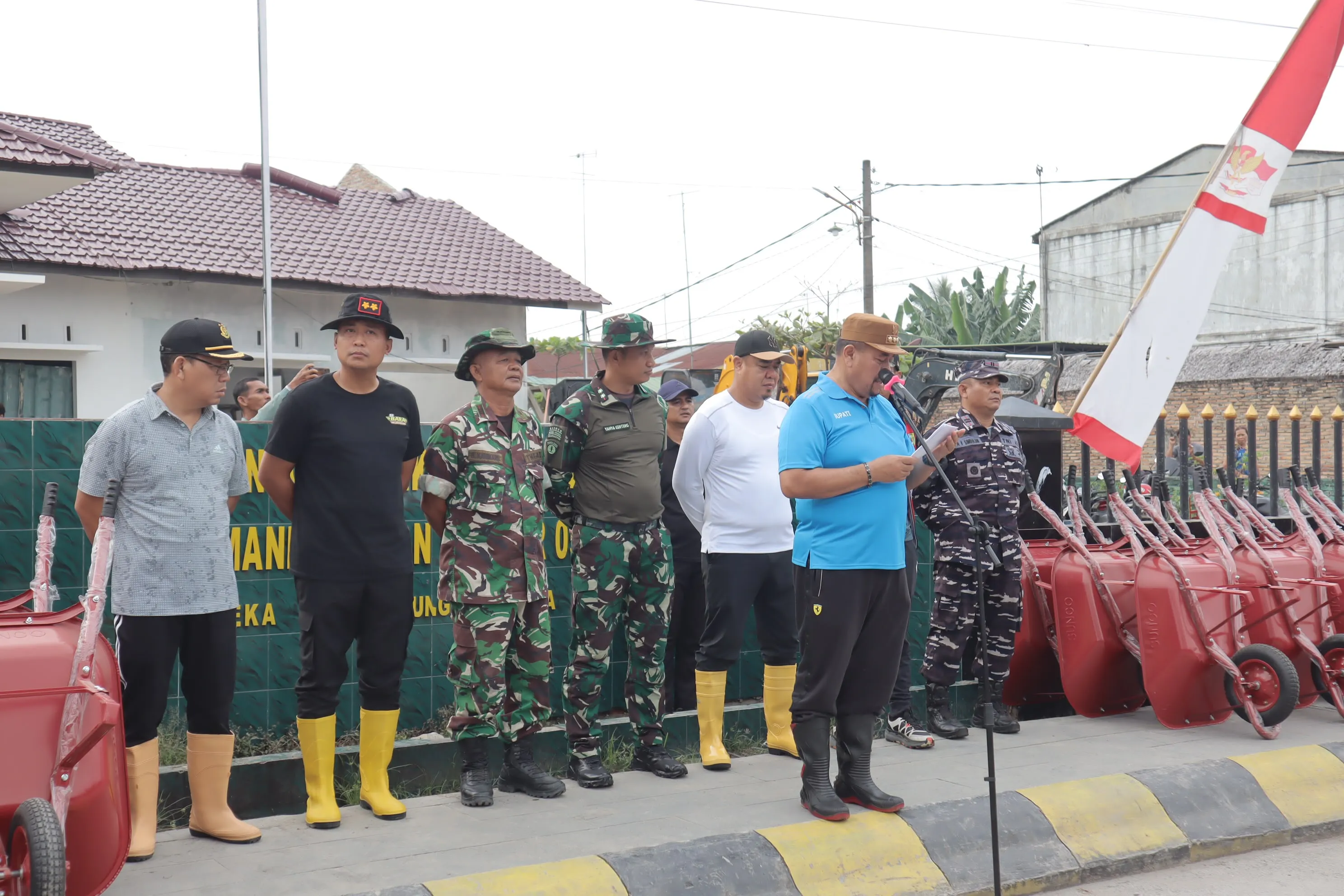 Pemkab, Polres dan Forkopimda Batubara Gelar Gotong Royong Massal di Tanjung Tiram