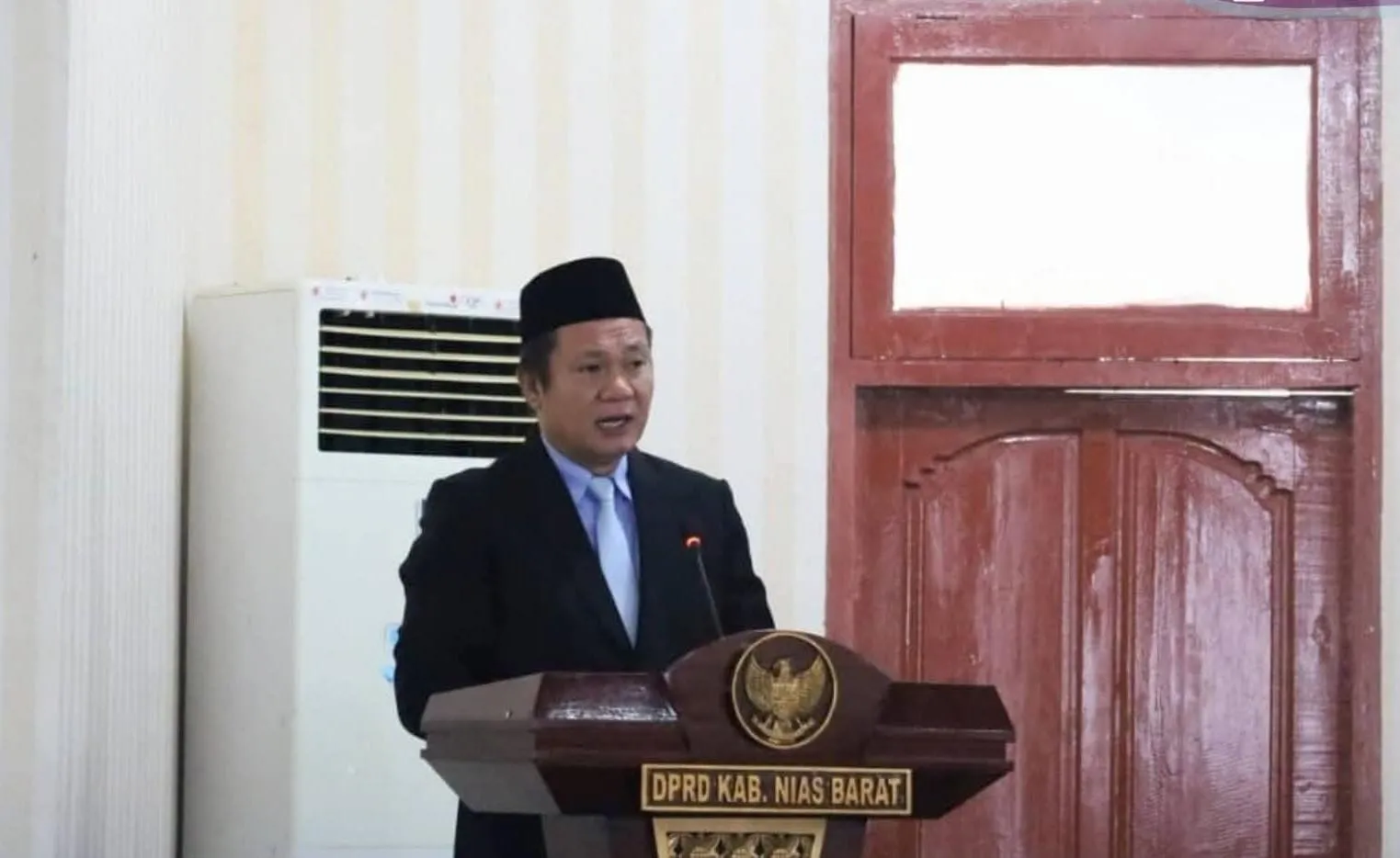 Bupati Nias Barat Sampaikan Nota Pengantar Perubahan KUA-PPAS 2026 di Rapat Paripurna DPRD