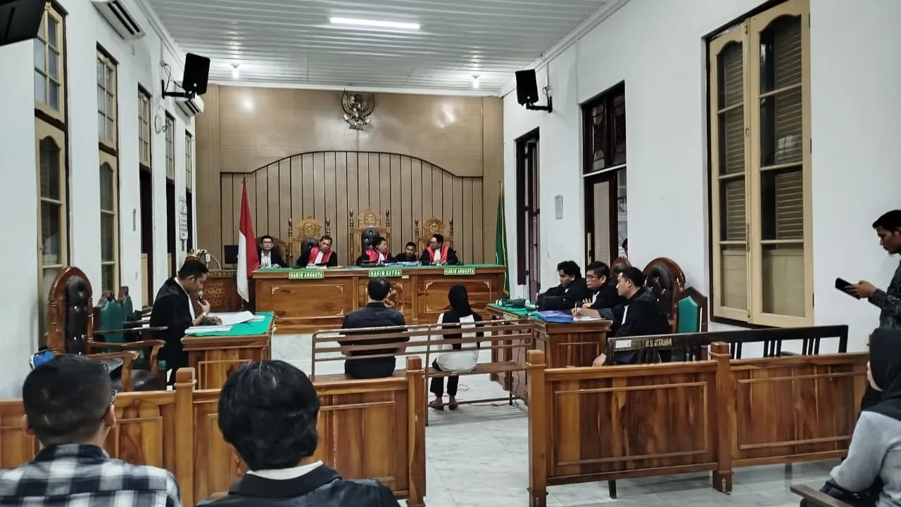 Dua Terdakwa Suap Proyek Internet Kominfo Tebing Tinggi Dituntut Beda