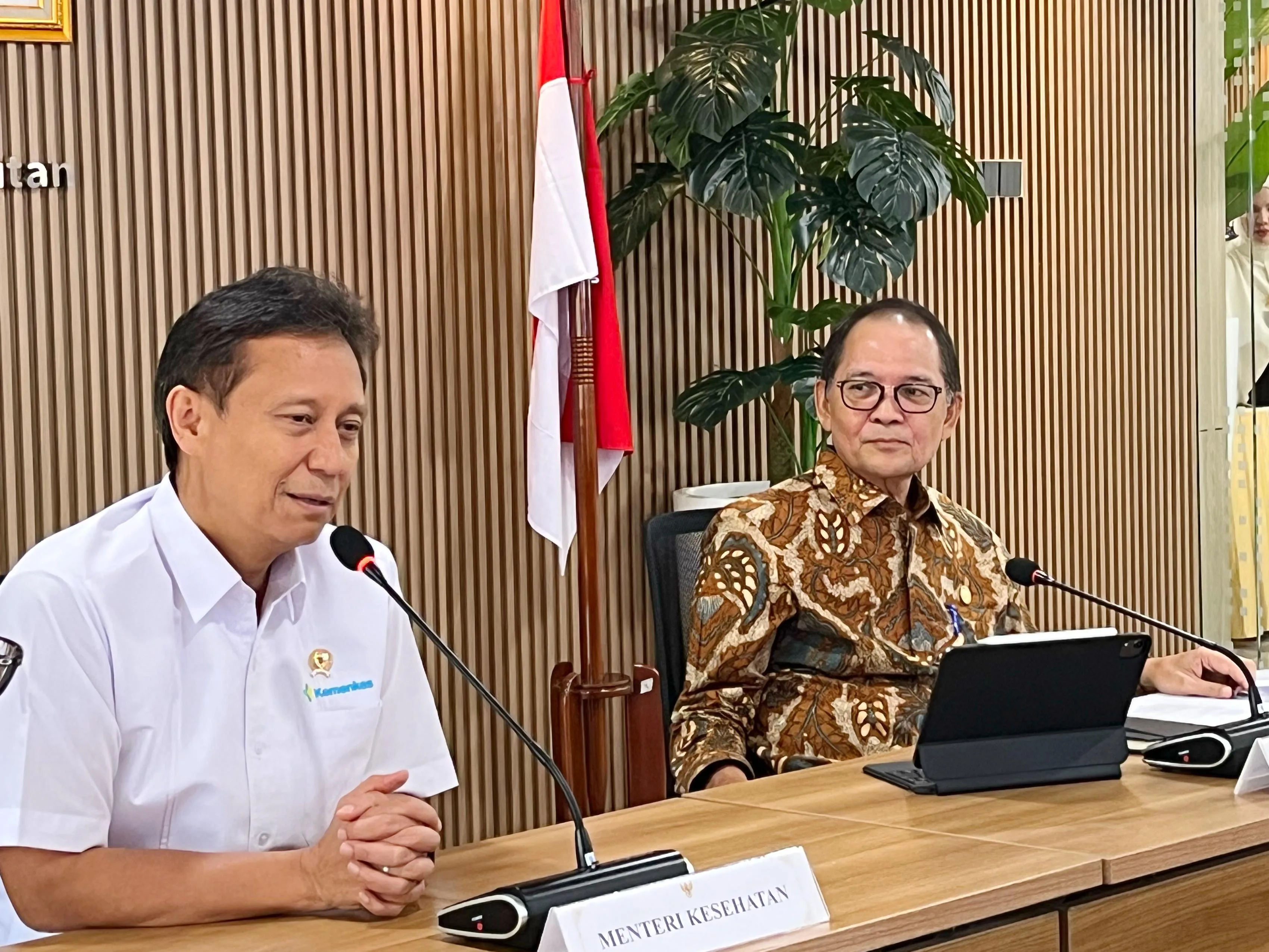 OJK - Kemenkes RI Perkuat Ekosistem Asuransi Kesehatan