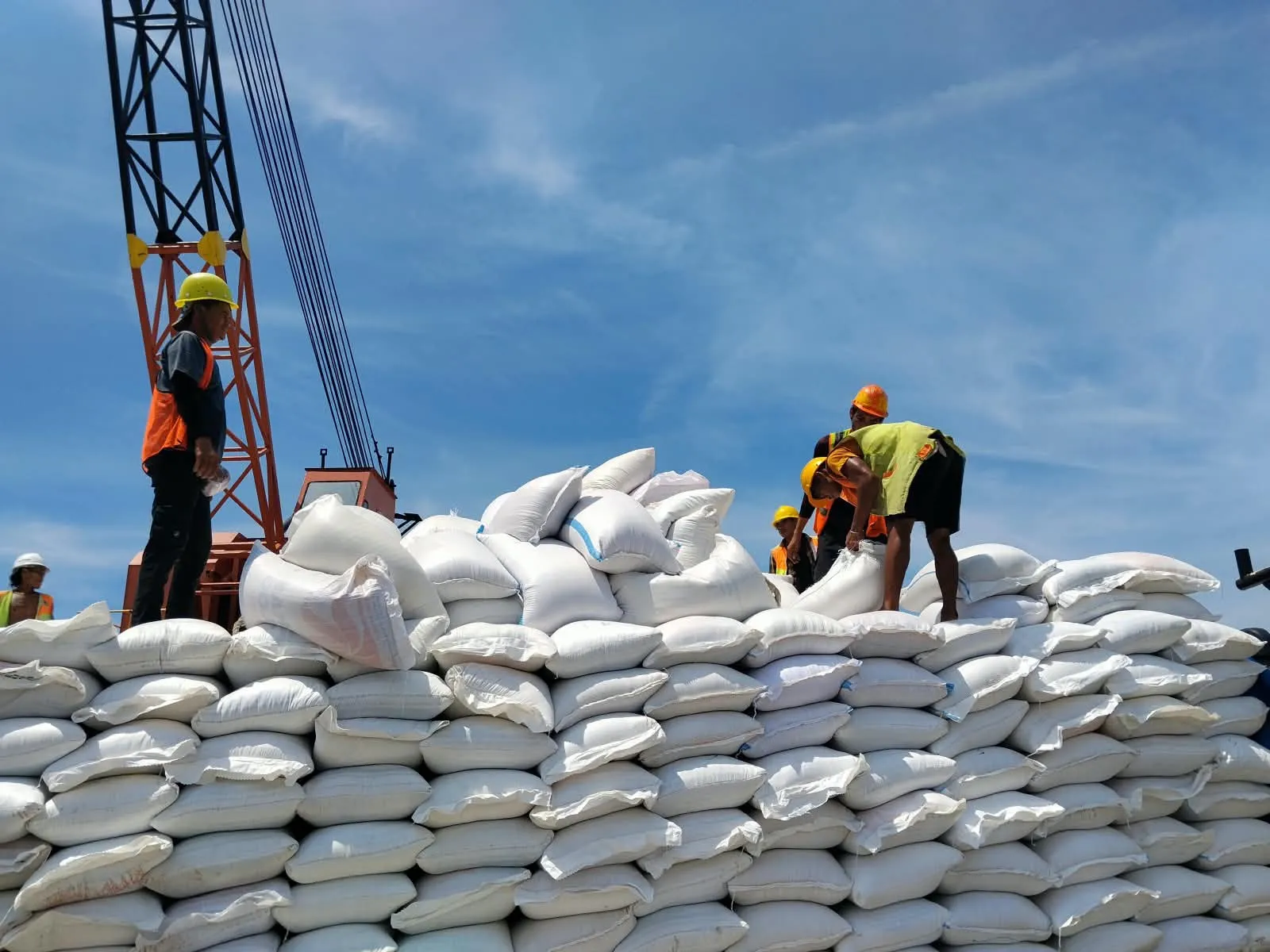 Bulog Sumut Terima 4.434 Ton Beras Dari Jatim Perkuat Cadangan Pangan
