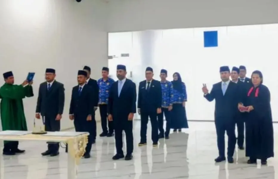 Pj Sekda Batu Bara Lantik 13 Pejabat Administrator dan Pengawas