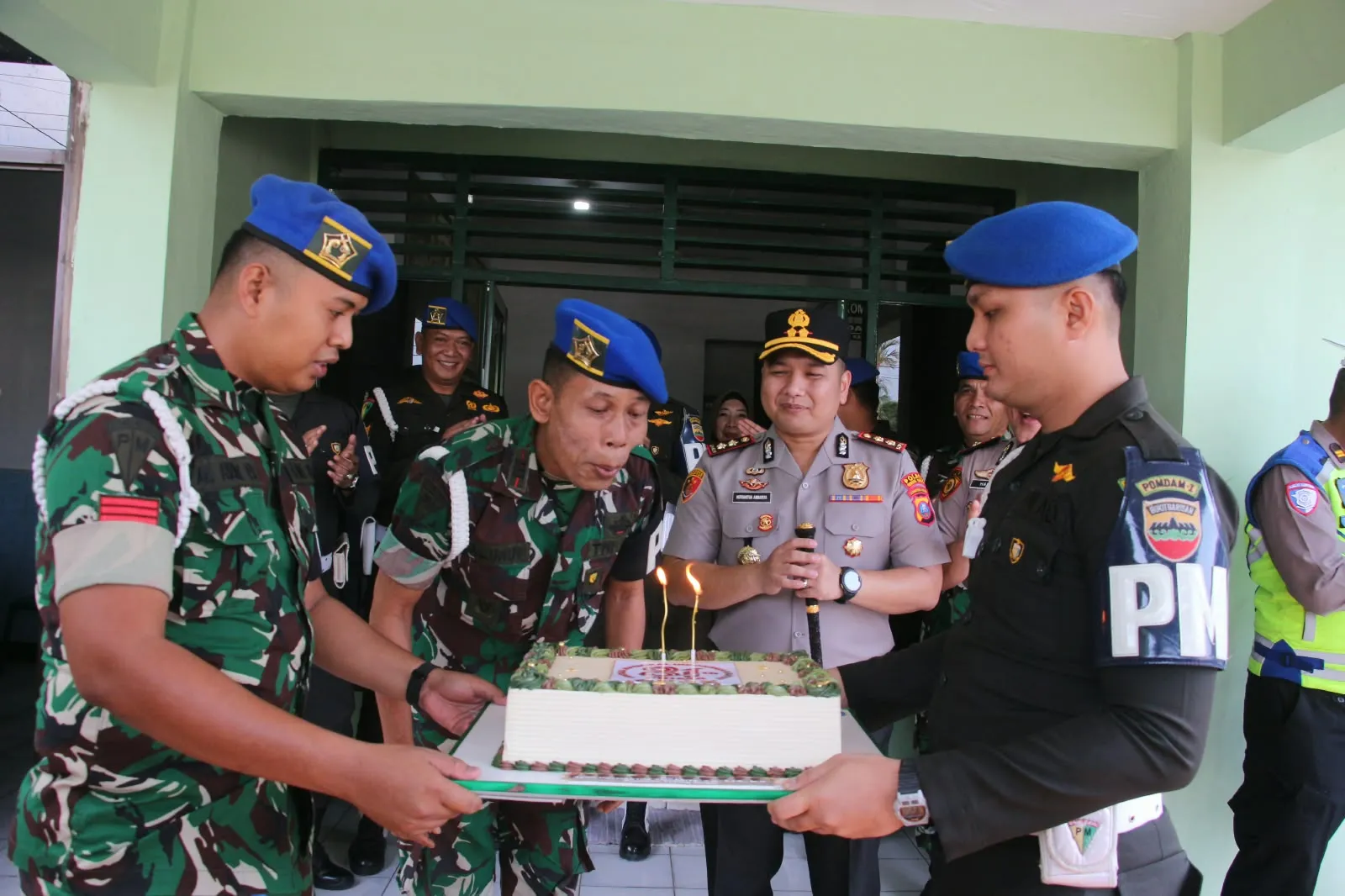 HUT ke-81 TNI, Kapolres Tebing Tinggi Sambangi Subdenpom I/1-1 Perkuat Sinergitas TNI-Polri