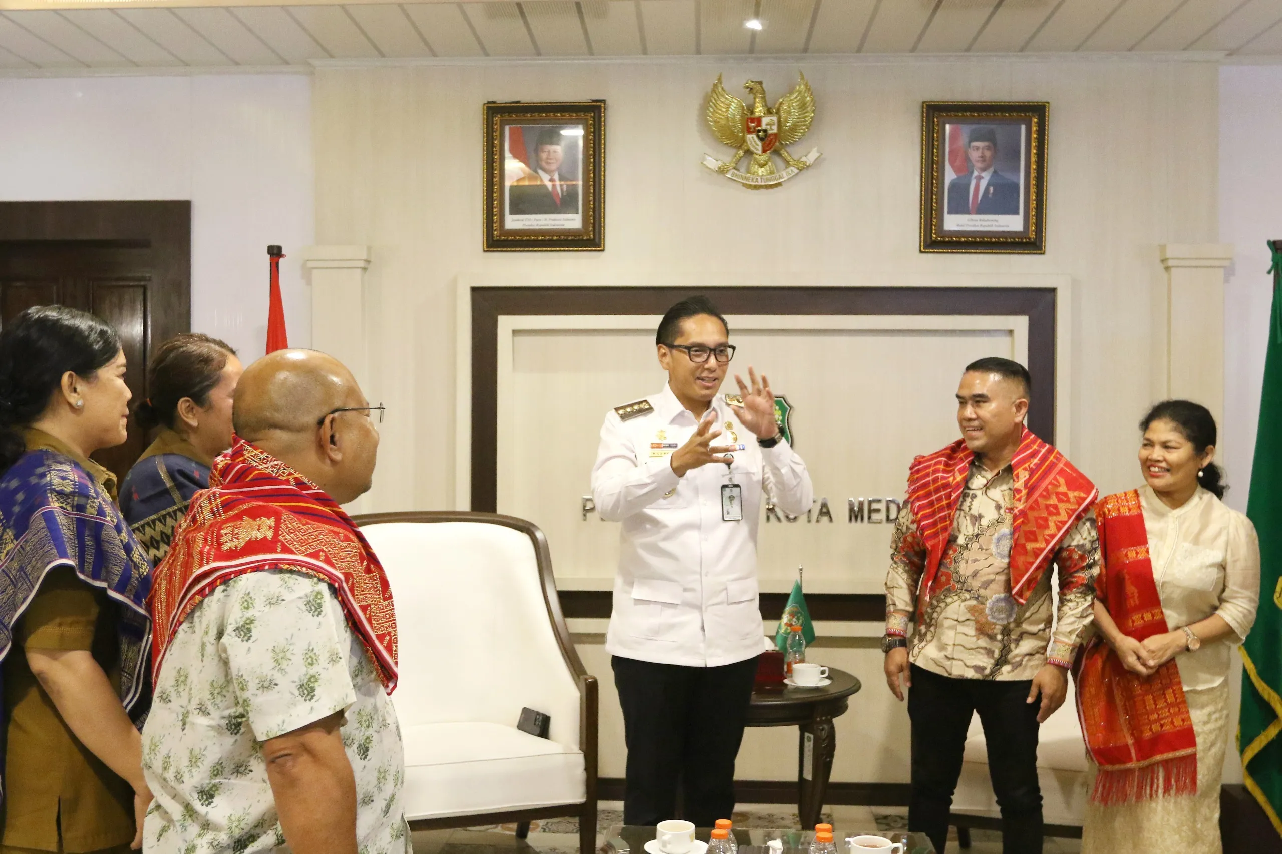 Ditabalkan Jadi Ginting Suka, Rico Waas: Marga Bukan Gelar Politik, Tapi Amanah Budaya