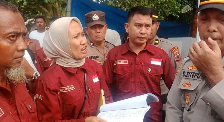 Pilkades Pulau Rakyat Tua Ricuh, Warga Pemilik e-KTP Tak Bisa Nyoblos Meski Bawa KTP Asli