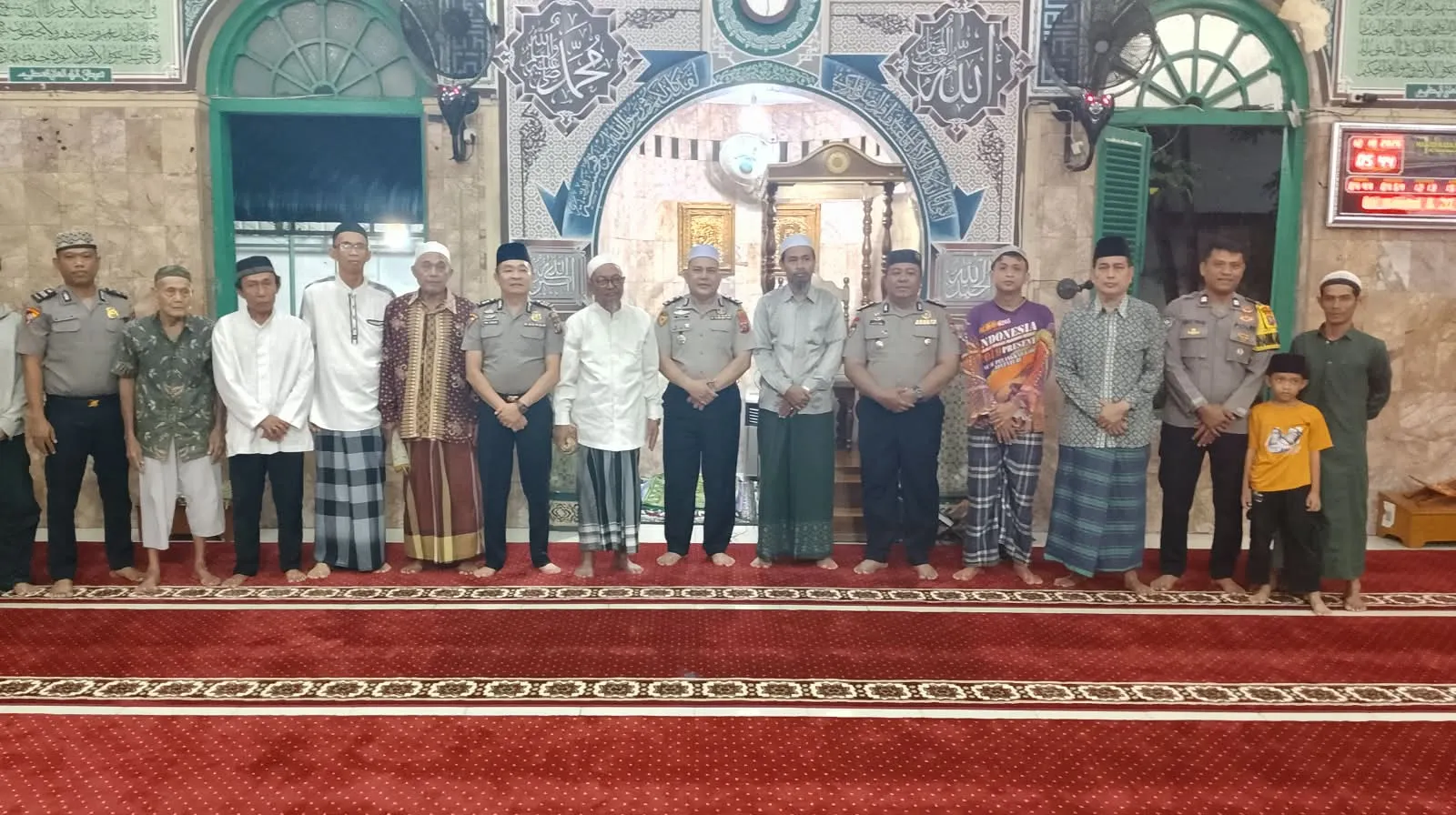 Pererat Silaturahmi, Polres Tebing Tinggi Gelar Sholat Subuh Keliling