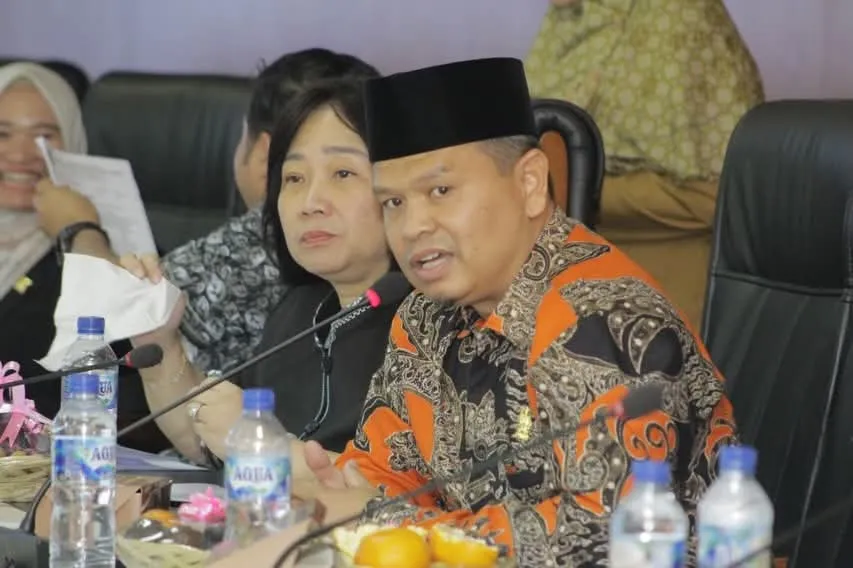 Medan Diselimuti Kabut Asap Kiriman, Warga Diimbau Kurangi Aktivitas Luar Ruangan