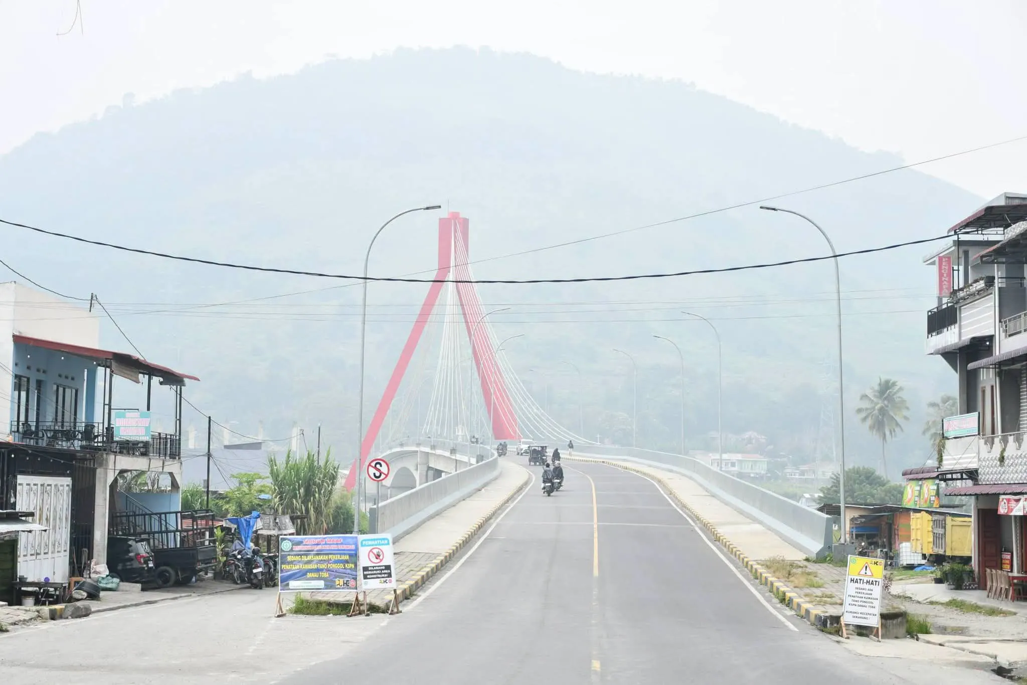 Kabut Asap Selimuti Sumut, Pemkab Samosir Imbau Warga Pakai Masker dan Tingkatkan Kewaspadaan