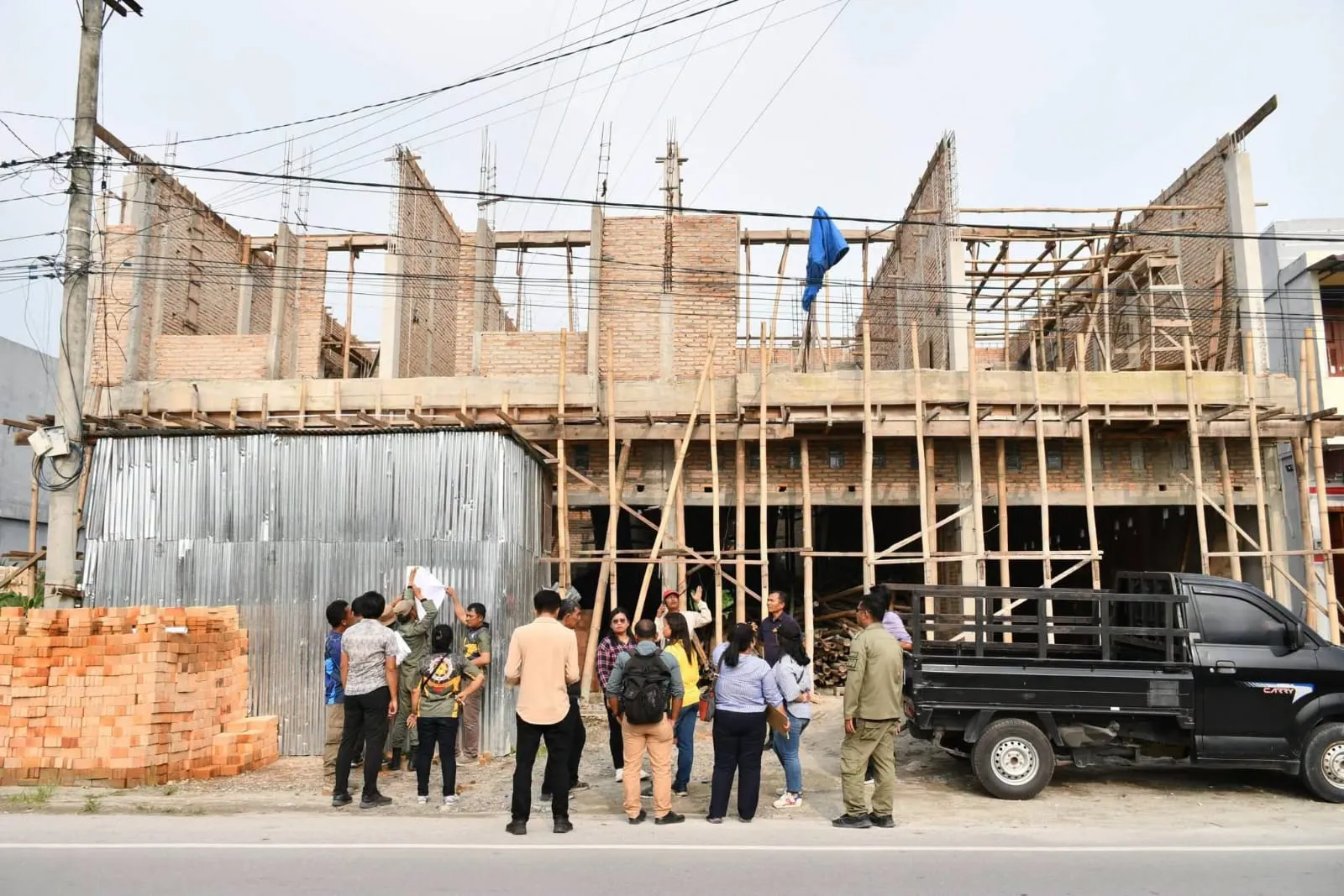 Pemkab Samosir Segel 26 Bangunan Tanpa PBG