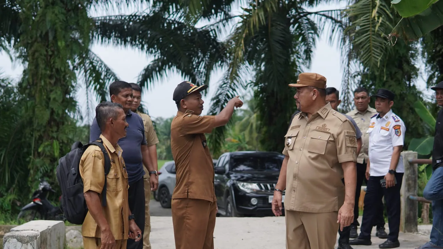 Tinjau Irigasi Hingga Jalan Desa, Bupati Batubara Serap Aspirasi Warga Mekar Mulyo
