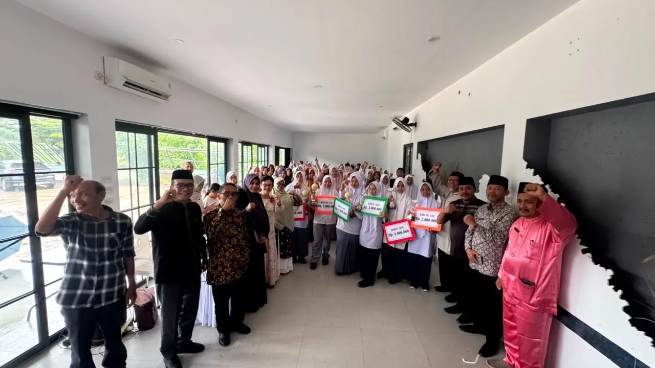 Sekda Aceh Tamiang Tutup Lomba Resensi Buku 2026i
