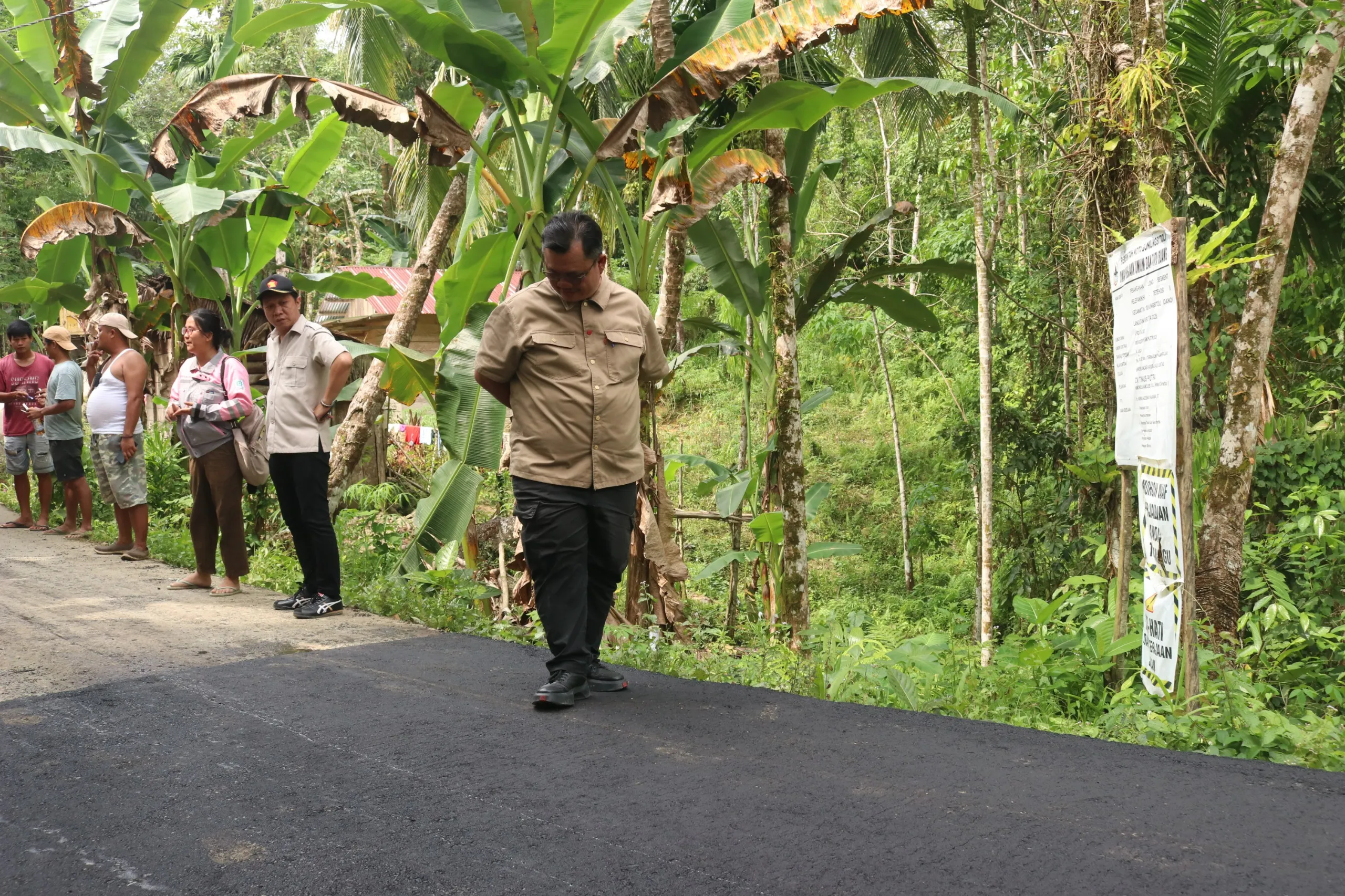 Wali Kota Gunungsitoli Tinjau Penanganan Jalan Helefanikha–Tetehösi II