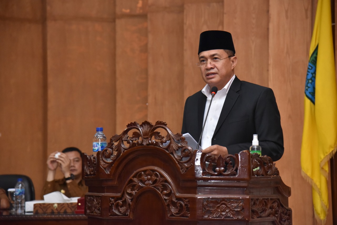 Bupati Batubara Ir.H.Zahir M.AP Sampaikan LKPD APBD 2020 Di Ruang Paripurna DPRD,  Senin (05/07/2021).beritasore/Alirsyah
