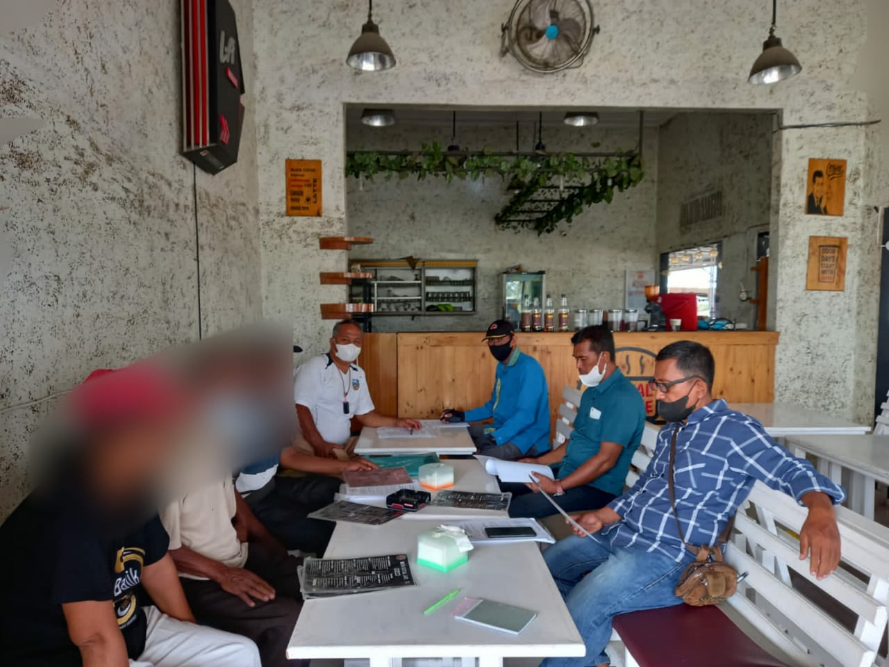 Forum Suara Masyarakat Desa Cengkring Pekan (FSMD CP) meminta Bupati Batubara menonaktifkan oknum Kepala Desa (Kades) Cengring Pekan berinisial PPA, Jum'at (16/7/2021).beritasore/Alirsyah