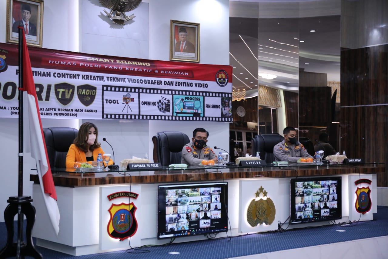 Kapoldasu Irjen.Pol.Drs.R.Z. Panca Putra S.M.Si pimpin pelatihan konten kreatif di Polda Sumut, Senin (22/11/2021).beritasore/Alirsyah