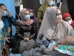 Ketua PKK Langkat Bantu Balita Penderita Hidrosefanus