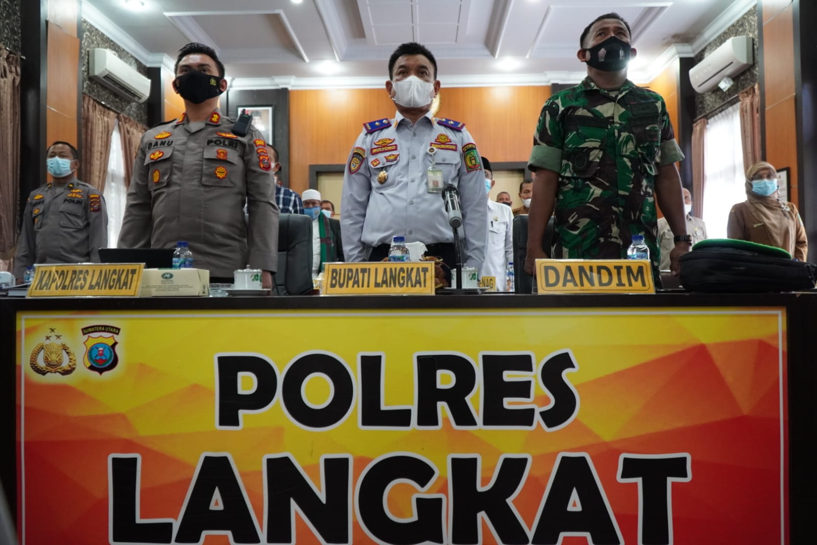 Rapat kordinasi lintas sektoral kesiapan pelaksanaan operasi kepolisian Lilin Toba 2021, via zoom meeting dari Aula Wirasatya Polres Langkat, Selasa (30/11/2021). beritasore/ist