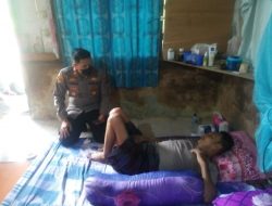 Kapolsek Sunggal Kunjungi  Personil Sakit 