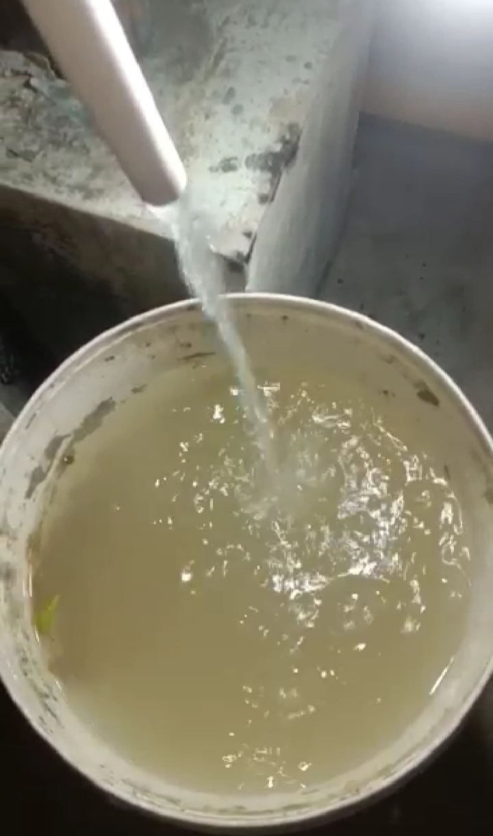Air PDAM Tirta Tanjung Tidak Layak Untuk Di Minum. Beritasore/Alirsyah