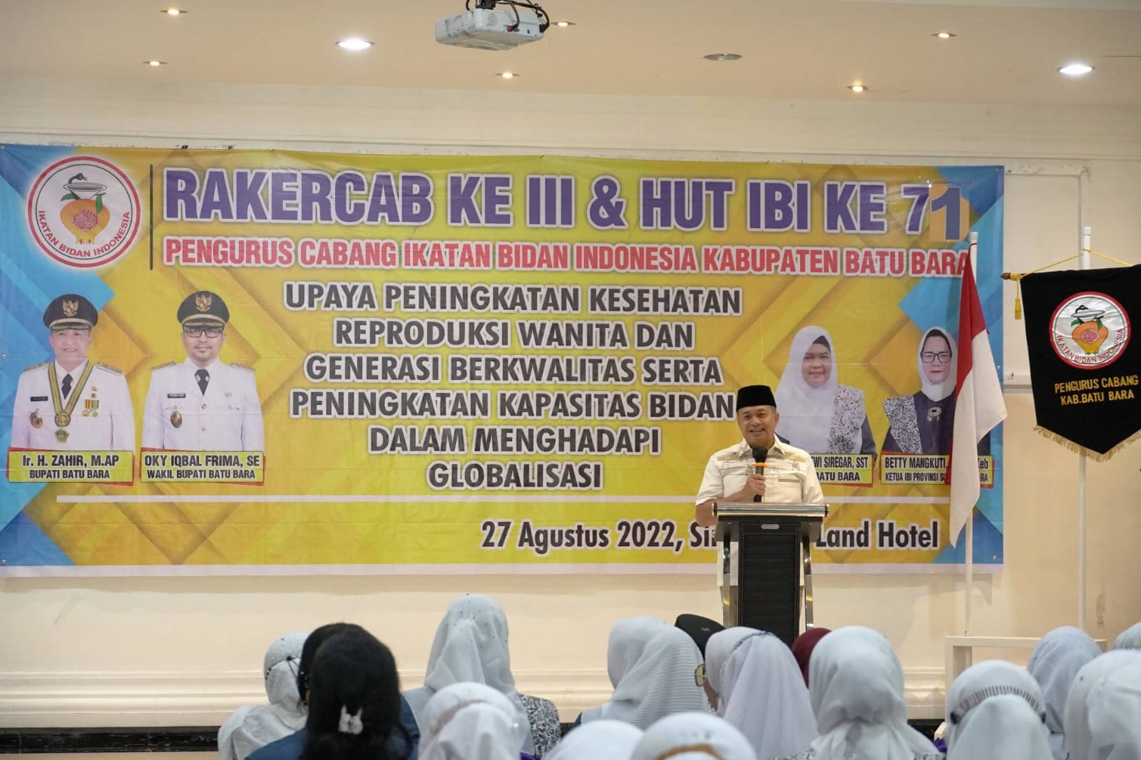 Bupati Batu Bara Ir.Zahir M.AP hadiri HUT Ke-71 IBI di Aula Singapore Land Kecamatan Sei Balai Kabupaten Batu Bara Sumatera Utara Sabtu (27/08/2022).beritasore/alirsyah