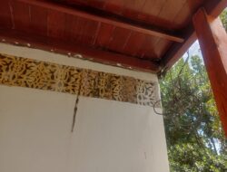 Terkuak , Rp 80 Juta Pantun Kantor Camat Air Putih