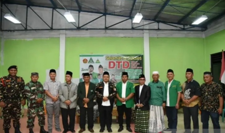 Bupati Tapanuli Selatan, Dolly Pasaribu saat hadiri (DTD) angkatan pertama PAC GP Ansor di Desa Terapung Raya Kec.Batang Toru (26/9). Beritasore/ist