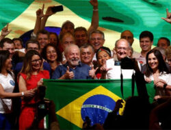 Mantan Presiden Lula Menang Pilpres Brazil