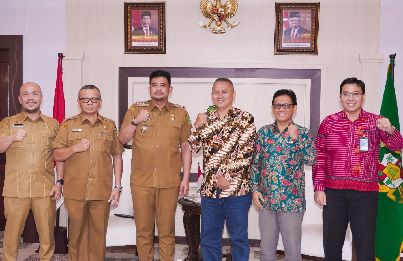 Walikota Medan Bobby Nasution saat menerima jajaran PT Pegadaian Kantor Wilayah (Kanwil) I Medan di Balai Kota, Selasa (18/10).beritasore/ist