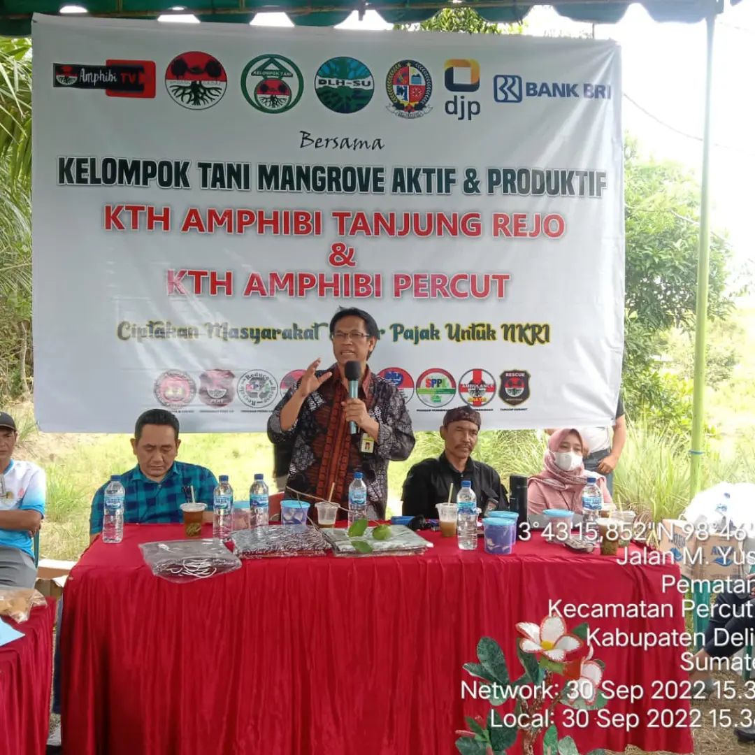 Kepala KPP Pratama Lubuk Pakam Womsiter Sinaga pada acara sosialisasi perpajakan di Percut, Kabupaten Deliserdang Jumat (30/9/2022). beritasore/ist